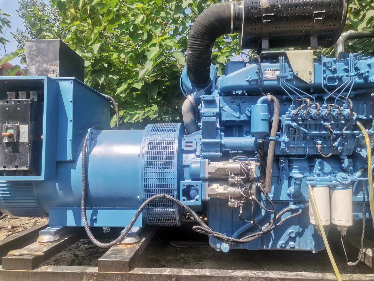 松原详细说明降低 800kW 柴油发电机输出电流波动的方法